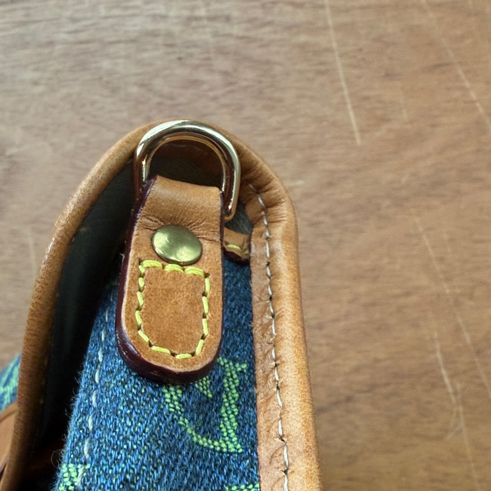 Dooney & Bourke Denim Blue and Lime Green Monogram Pouch - Picture 3 of 6